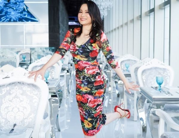 小姐姐|港姐樊亦敏大秀身材!减肥36斤曲线完美,51岁不会降低找男友要求