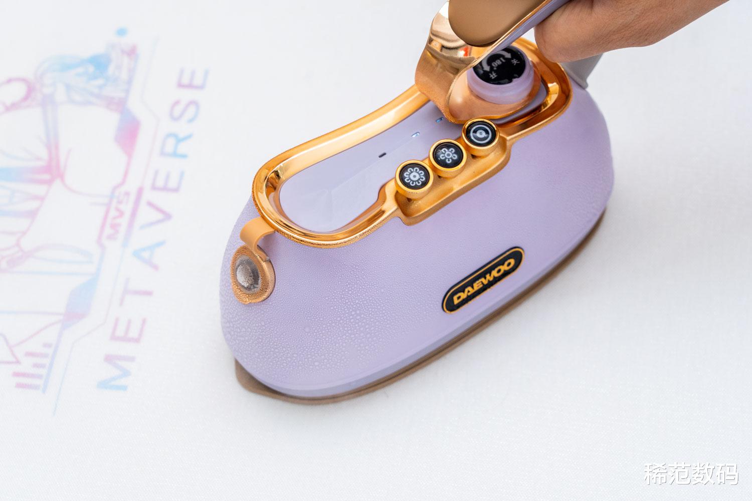 大宇小星斗熨烫机评测:居家必备好工具,旧衣新穿的“法宝”