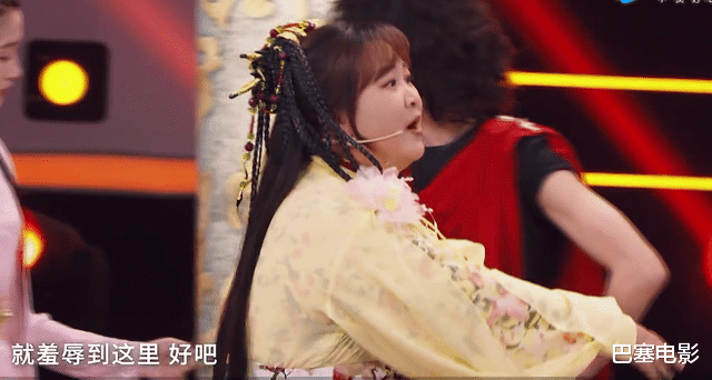 贾玲|《王牌对王牌》沈腾念错浙江卫视，贾玲配合打得好，关晓彤又美了