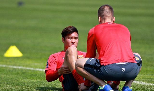 欧冠|U23国足征战东亚杯是足协换帅信号？扬科维奇“接班”全面提速