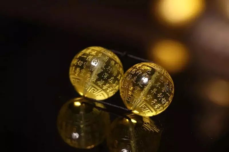 蜜蜡|蜜蜡是透的好还是不透的好？