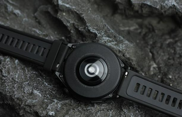 watchgt|华为WATCH GT Runner简评 能打电话也是腕上跑步教练 NFC更便捷