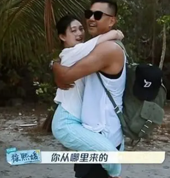 大S|70万人支持汪小菲！大S的“假体面”，终于被撕得一干二净！