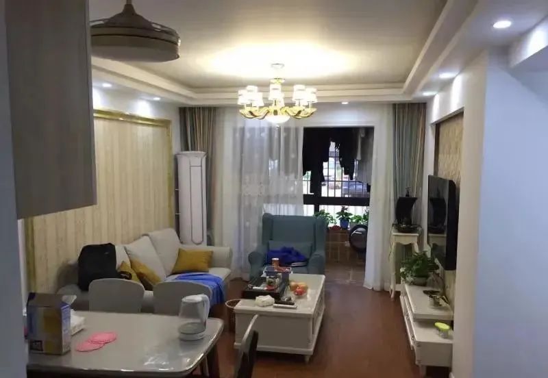 儿媳坚持在城里买房,花光了我的积蓄,新房巴掌大,厨房下不去脚