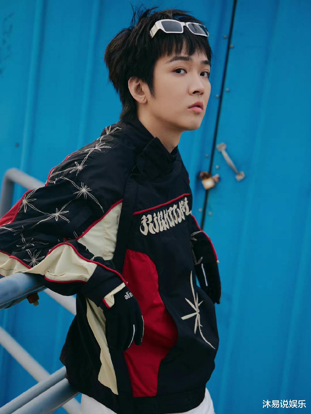 中国说唱巅峰对决|中国说唱巅峰对决，TT表演失控舞台，现场炸裂气氛超燃