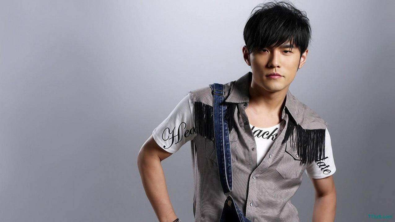 周杰伦|周杰伦终于直播啦！数百万人在线围观，好友刘畊宏给他刷奶茶礼物