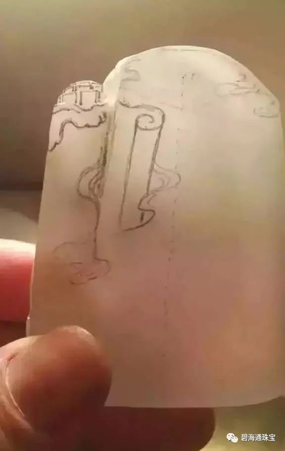 布鞋|项京讲堂-翡翠玉雕师傅“救活”的过程