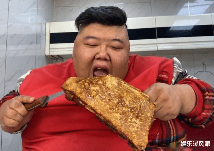 教练 网红“胖猴仔”减肥出问题?自曝头晕浑身没劲,美女教练暖心探望