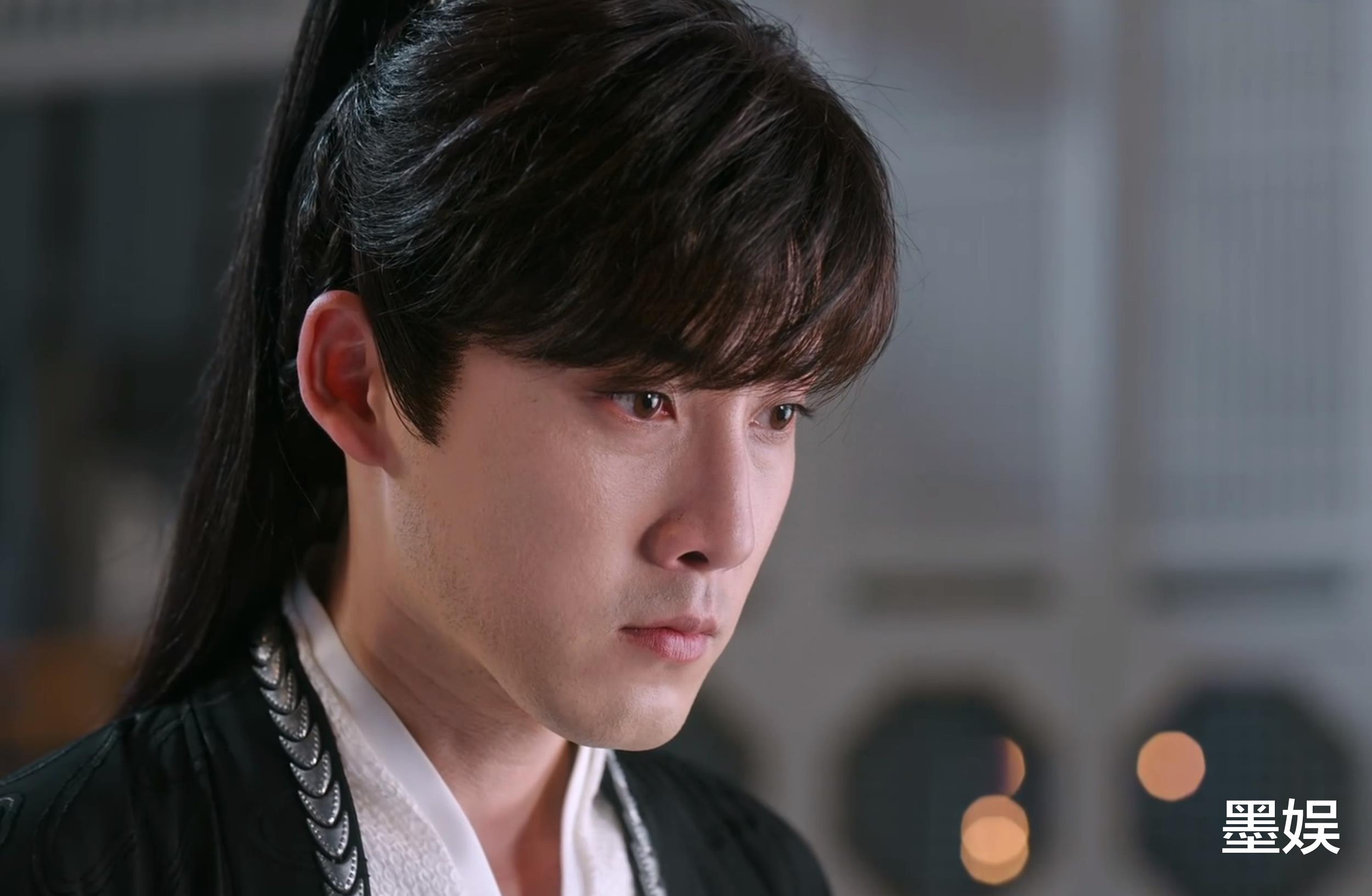 杨紫|她演了《沉香如屑》又好像没演，千篇一律的造型正在毁掉杨紫