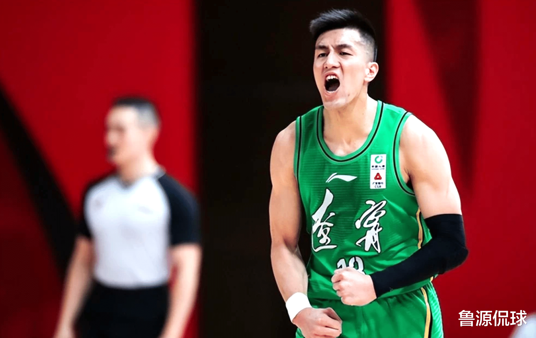 郭艾伦|郭艾伦转会事件给中国篮球敲响了一次警钟:要珍爱球员的职业生命!