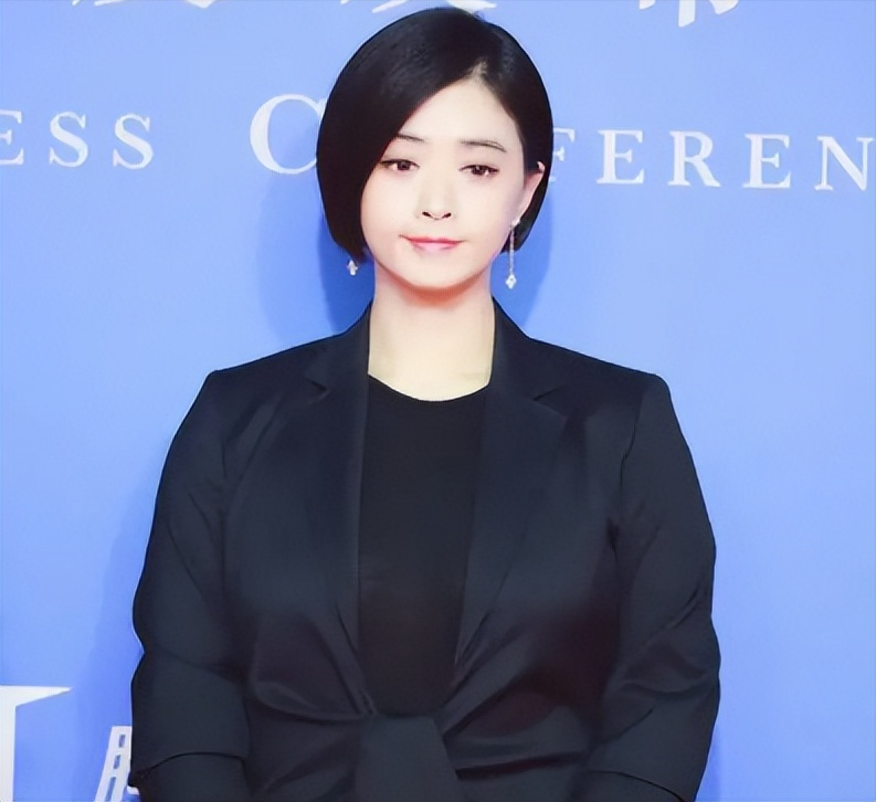 爱情公寓|初见美貌惊人，再见平平无奇！第一眼美女太坑人