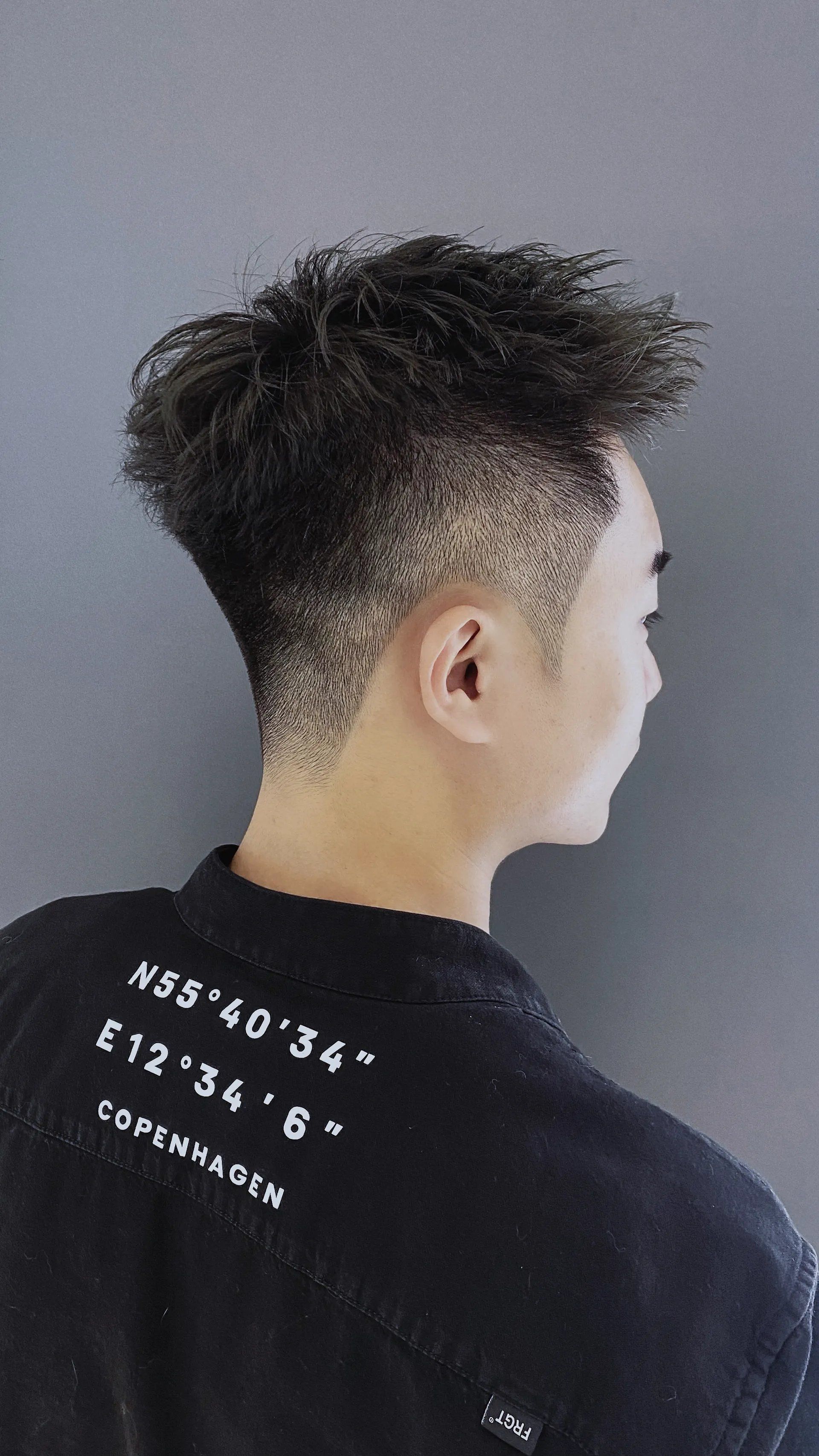 齐肩 夏日超火男士发型17款，清爽还帅气，越来越多男士这样剪