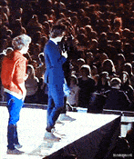 |刚租的房子,正打扫卫生发现了这个,我要不要告诉房东呢!