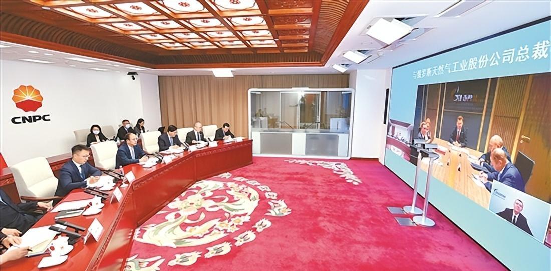中俄开始采取行动,4000亿美元大单不用美元,改用人民币结算
