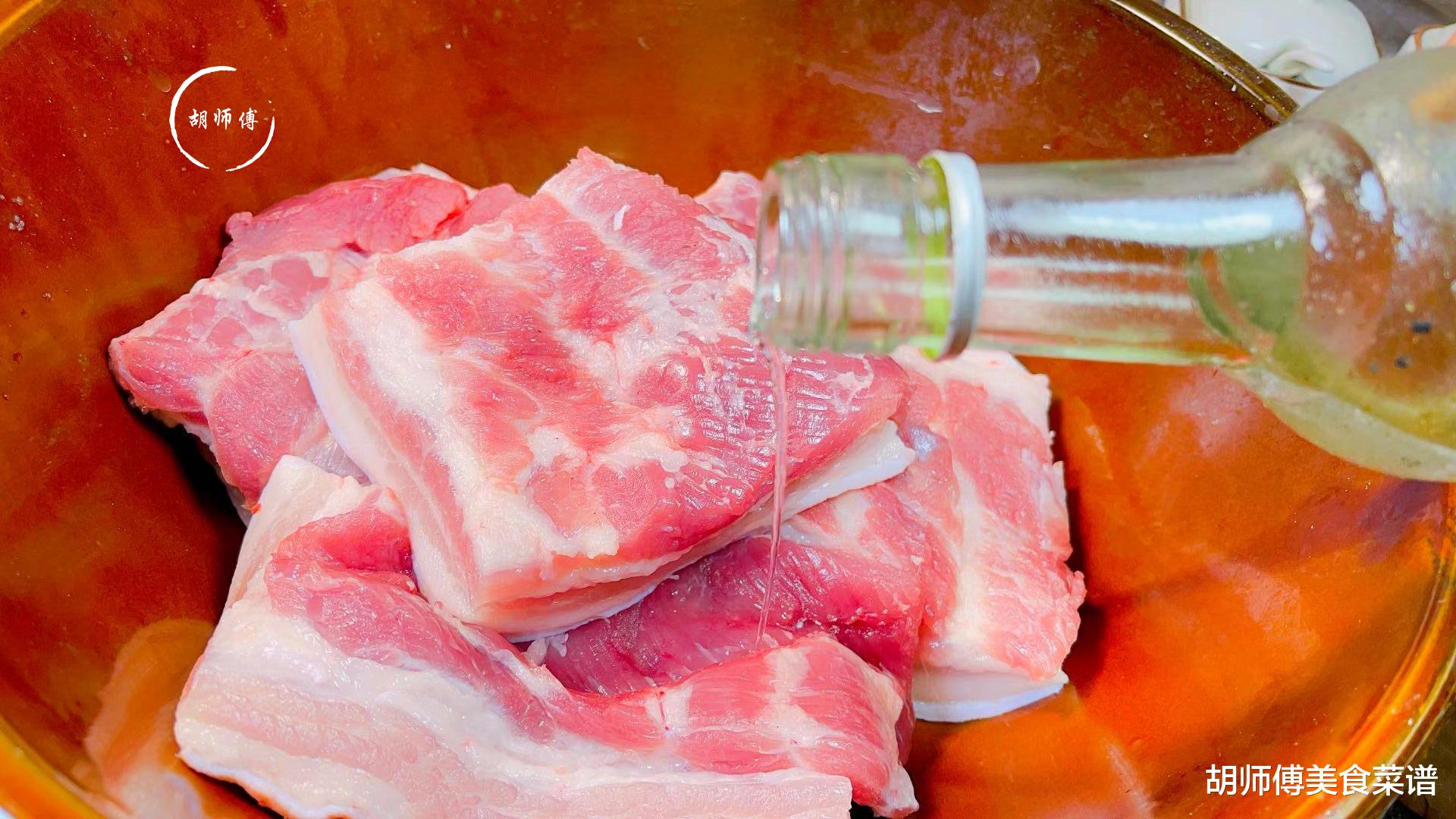 保存猪肉，万不可直接放冰箱！老屠夫教我一妙招，放很久也很新鲜