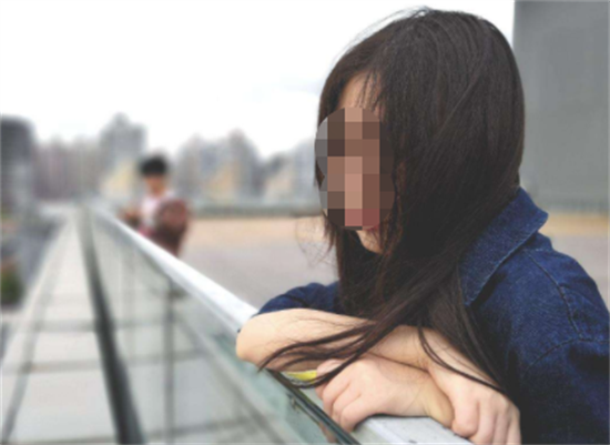 2020年,浙江一位18岁奶茶妹因太漂亮,被店长惦记,结局令人遗憾