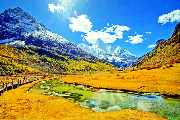 川西|什么季节自驾去稻城亚丁旅游最好？