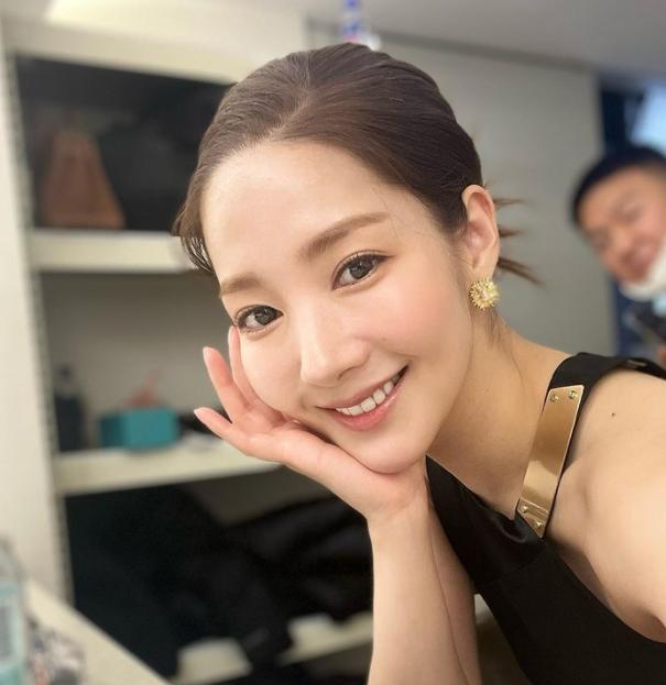 朴敏英|承认整形、前男友是李敏镐：私下活得像公主，关于朴敏英7件趣闻