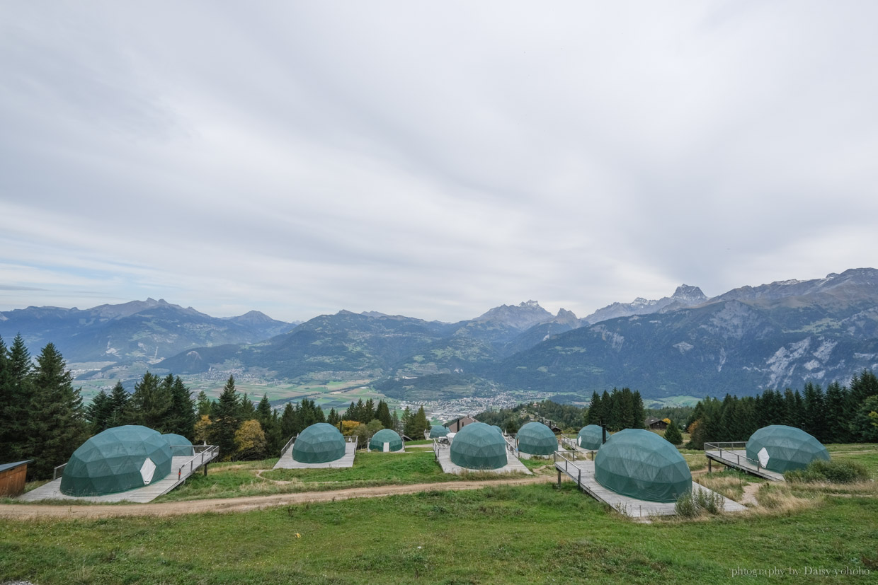 |瑞士不能错过的绝美住宿, 阿尔卑斯山脉帐篷村、冰屋村