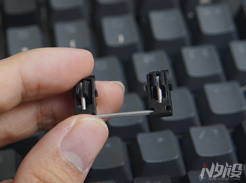 继电器|ROG夜魔三模无线机械键盘拆解评测