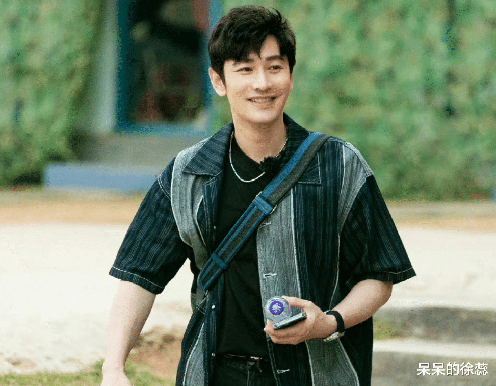 Angelababy|能让杨颖当众“吃石头”,《听说很好吃2》获好评,它妙在哪?