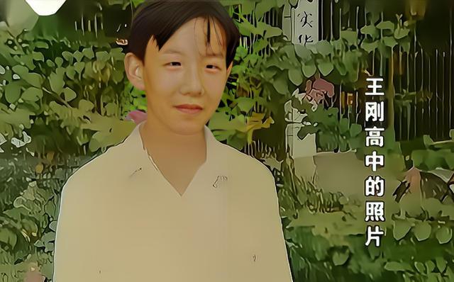 高材生痴迷电游，十年吃住网吧，猝死前留下遗言：我的快乐你不懂