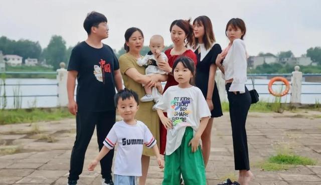 母子不会断,想顶替儿子位置下辈子吧,田静直播间吐槽暗示了啥