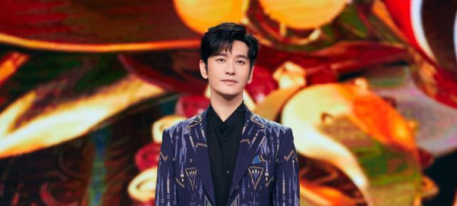 黄晓明|黄晓明再成舆论焦点！不只因为新恋情传闻，还有与杨颖的陈年旧事