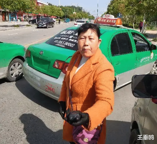 01年福建女司机遇害,调查后发现被丈夫活埋:她赚钱多不听我的