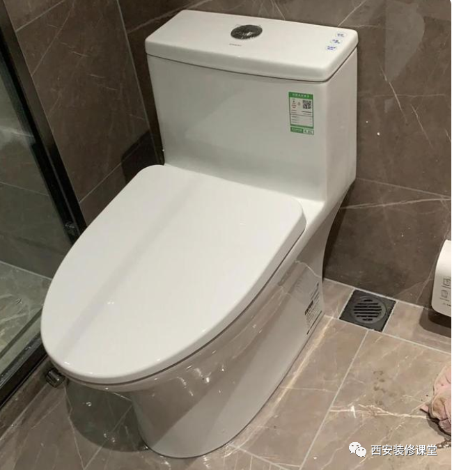 小心谨慎装修,马桶也能翻车
