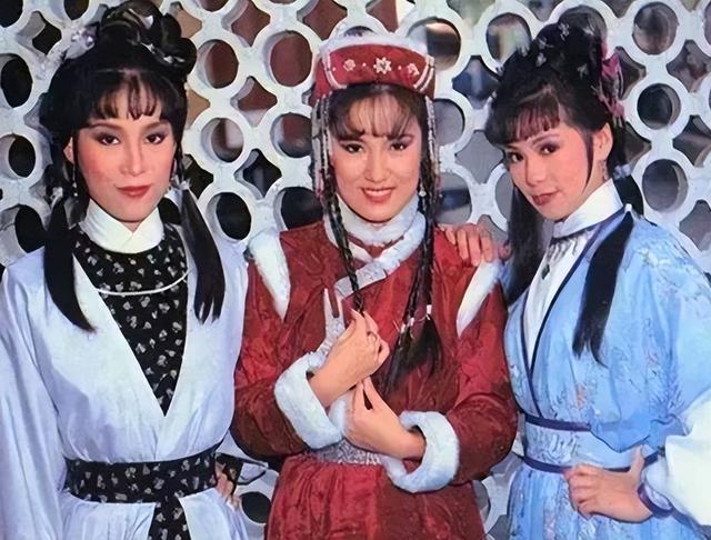 射雕英雄传|《射雕英雄传》演员今昔，黄蓉父女天堂相聚，华筝公主老得认不出