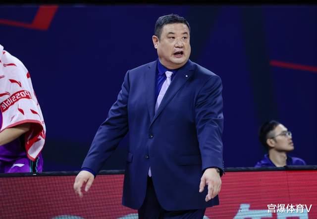 山东男篮|徐长锁CBA告别战？山东男篮大调整，高诗岩替代陈培东，最后一搏