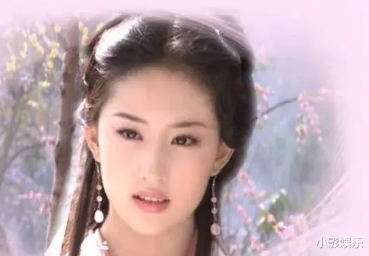 刘亦菲|他俩不会是合约情侣吧？