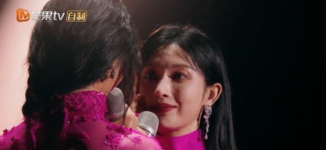 王紫璇|于文文终于大胜,牵手郑秀妍一起走花路,张俪、王紫璇收获友情