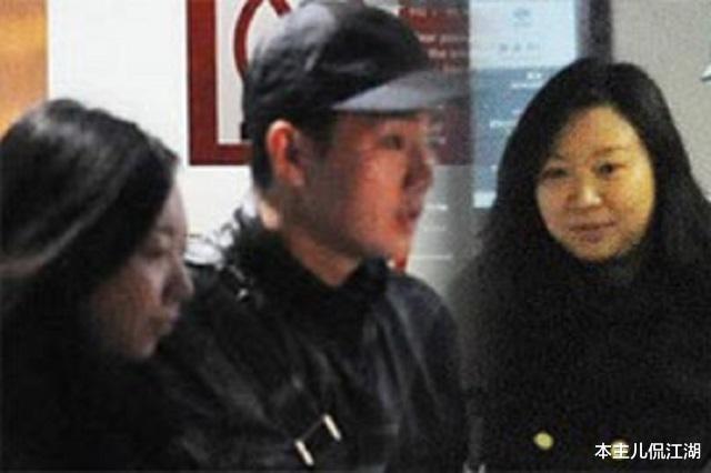 余少群|余少群为何突然不“火”了，看他干过的那些事，就一点都不奇怪了