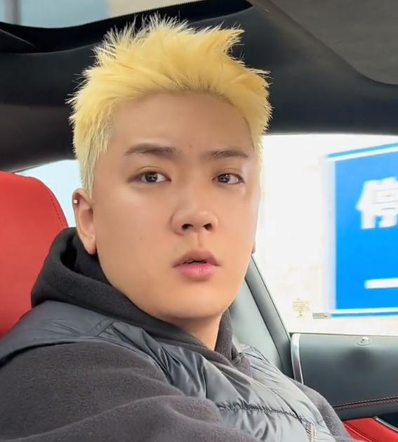 李勒优被男生追求，小伙遭崔晋留言威胁，网友：谈恋爱也要管？