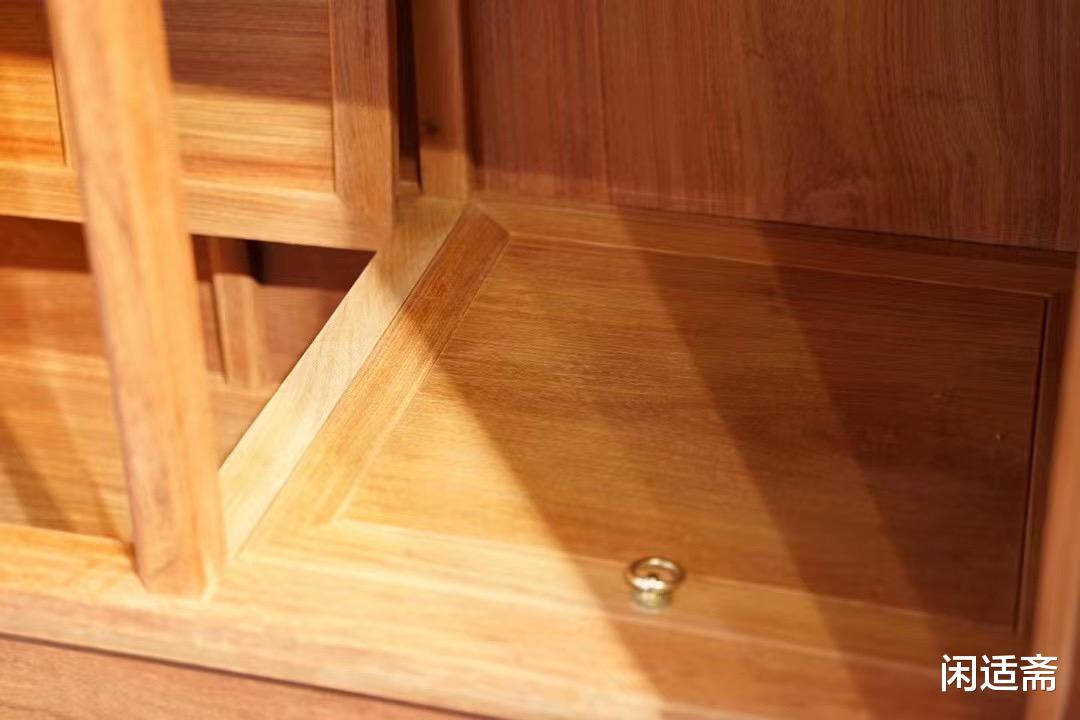 明式经典,缅甸花梨木家具,有柜膛圆角柜