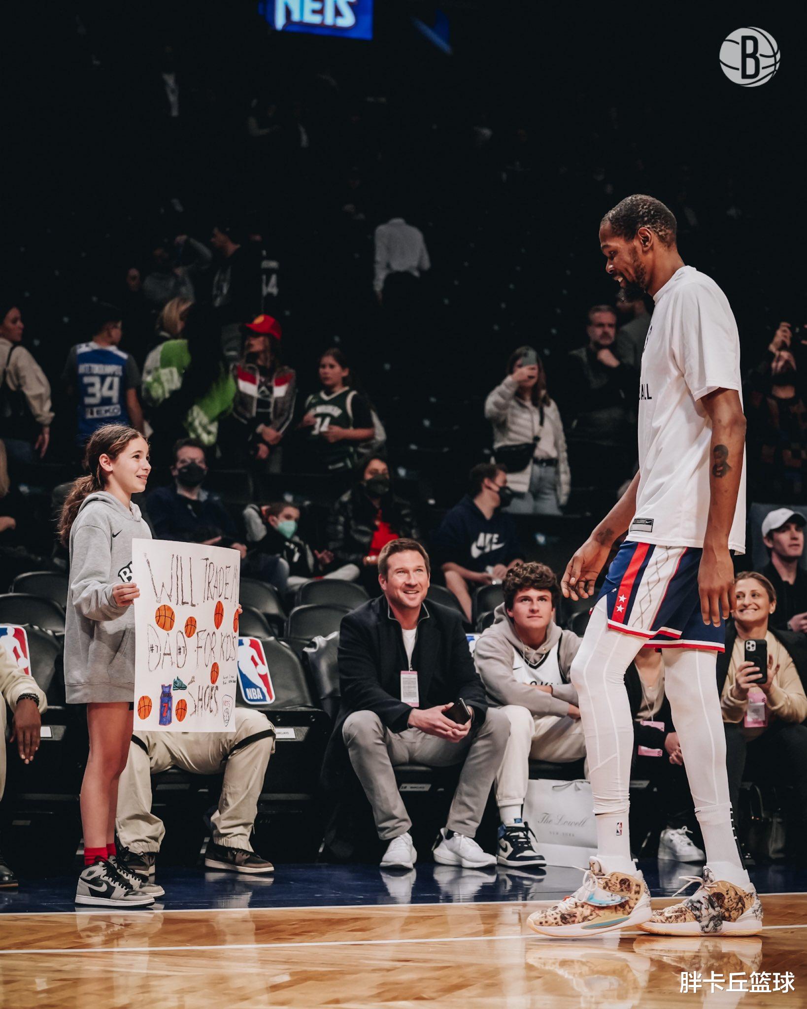 篮网队|4月1日NBA球鞋上脚，哈里斯上脚科比4，耐克半壁江山来袭！