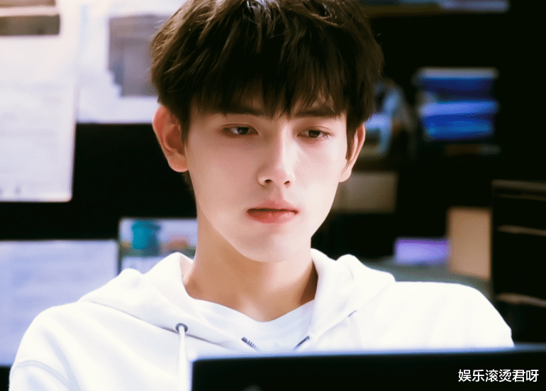 陈凯歌|撕掉“星二代”标签，七天涨粉40万，陈凯歌儿子这回赢麻了