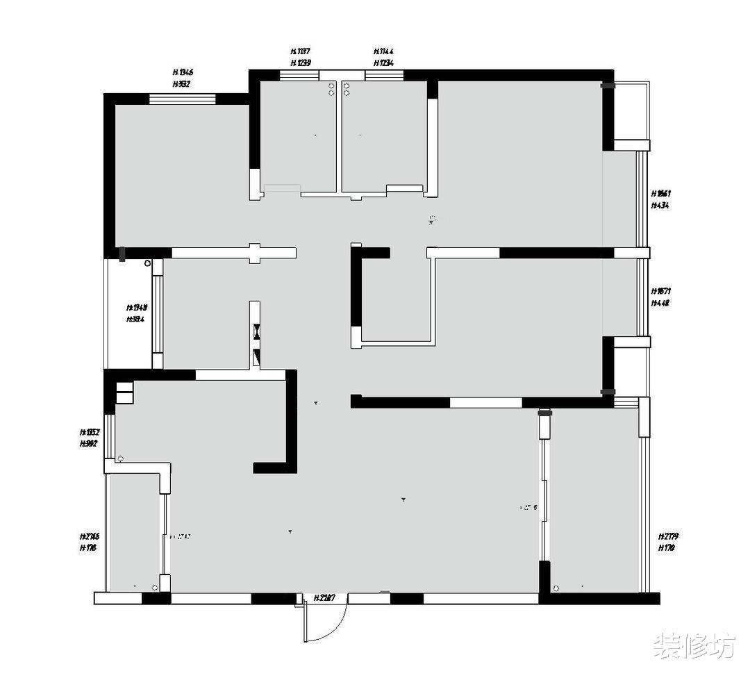 三分之一的储物空间，可以任性收纳，完全不用担心空间不足