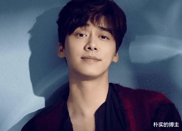 李易峰|李易峰那么帅，为什么不找女朋友？翻车暴露了哪些娱乐圈潜规则？