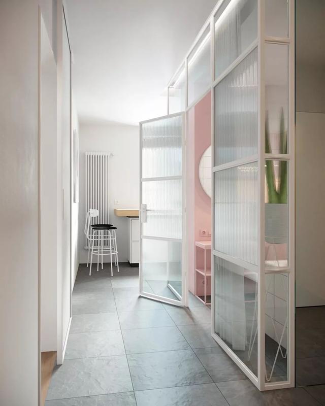 42平米的小蜗居,装修设计巧妙且实用,盒子状的卫生间真特别