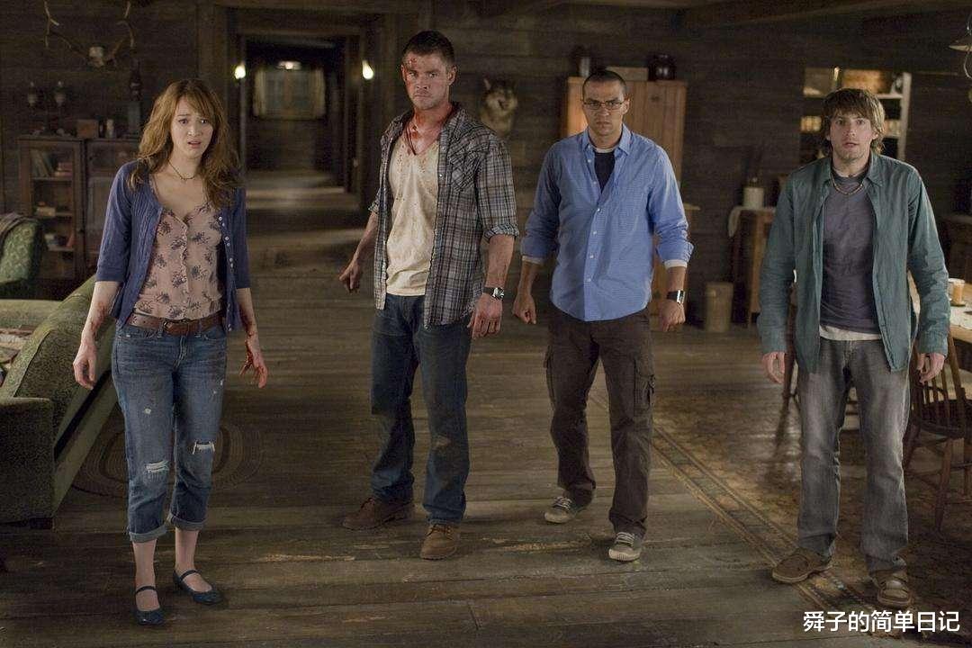 斯巴达克斯|也许你不知道,《斯巴达克斯》中的城主夫人,还主演过这部恐怖片