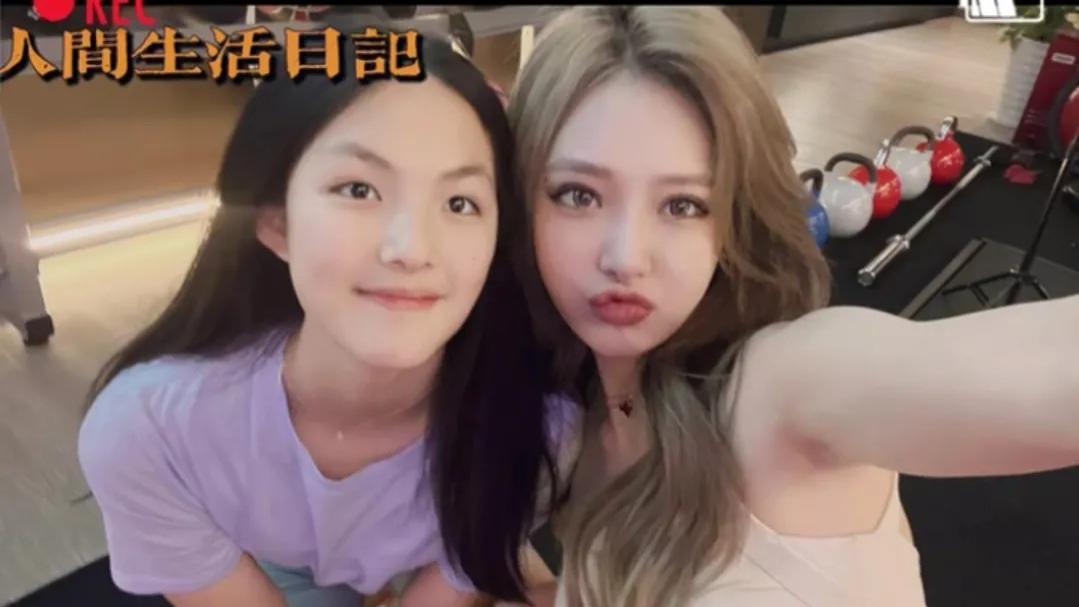 王诗龄|王诗龄的美女健身教练浮出水面，还与黄晓明、徐峥合过影