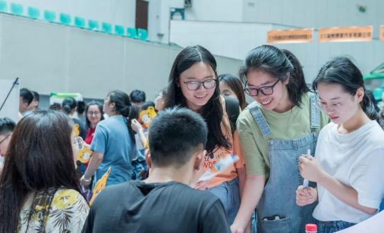 中储粮|国企“中储粮”面向社会招聘，六险二金包吃住，薪资待遇超公务员