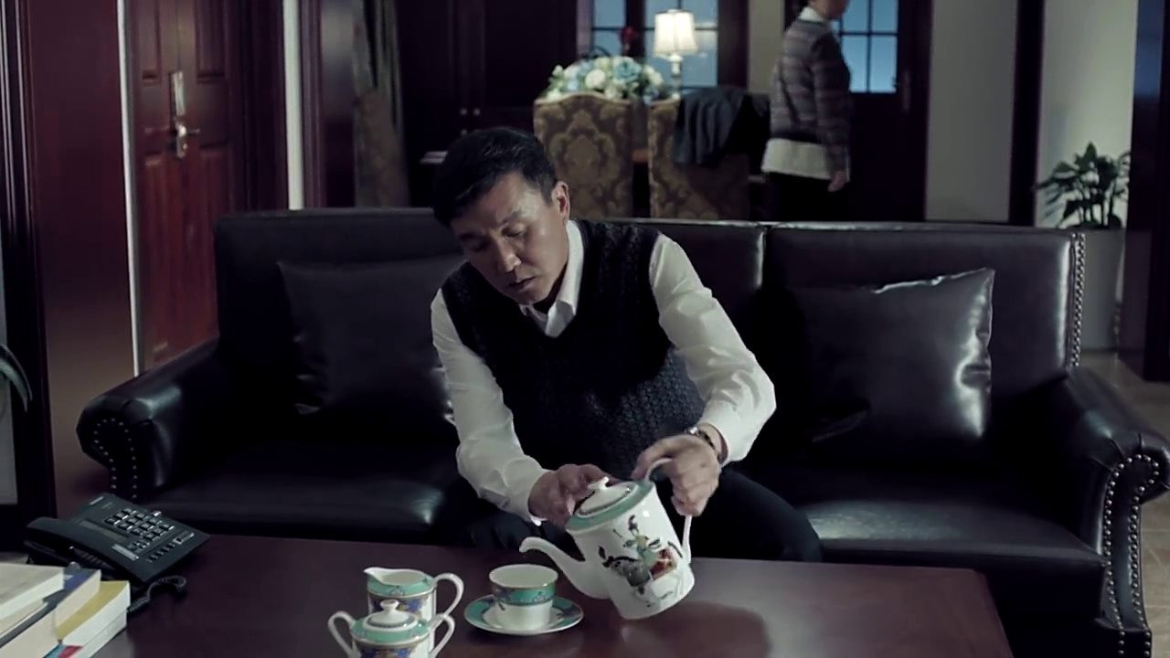 达康书记|《人民的名义》中，赵局长为何能够绕过“孙书记”直接向达康书记汇报？