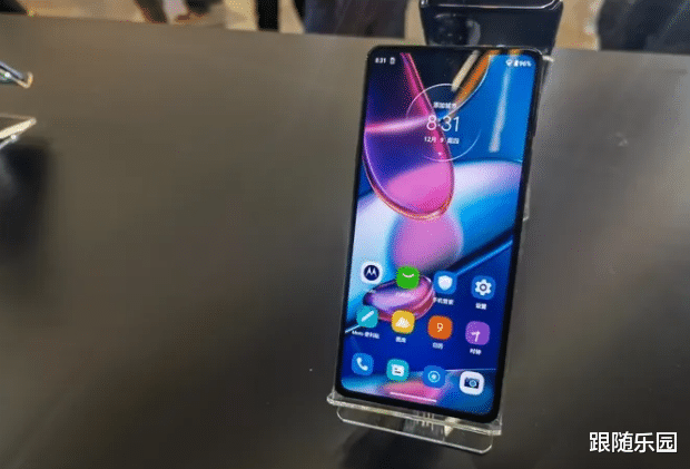|摩托edge X30值不值得选？听听内行人的分析，优缺点也很明显！