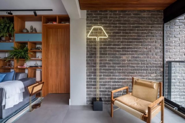 47㎡小巧单身公寓,餐厅设在阳台上,这样的装修谁能不喜欢?