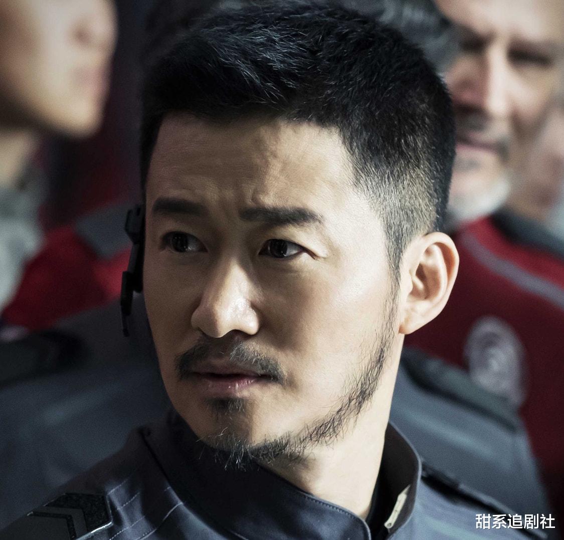 流浪地球2|《流浪地球2》发布新海报！小破球的新篇章，能重复奇迹吗？