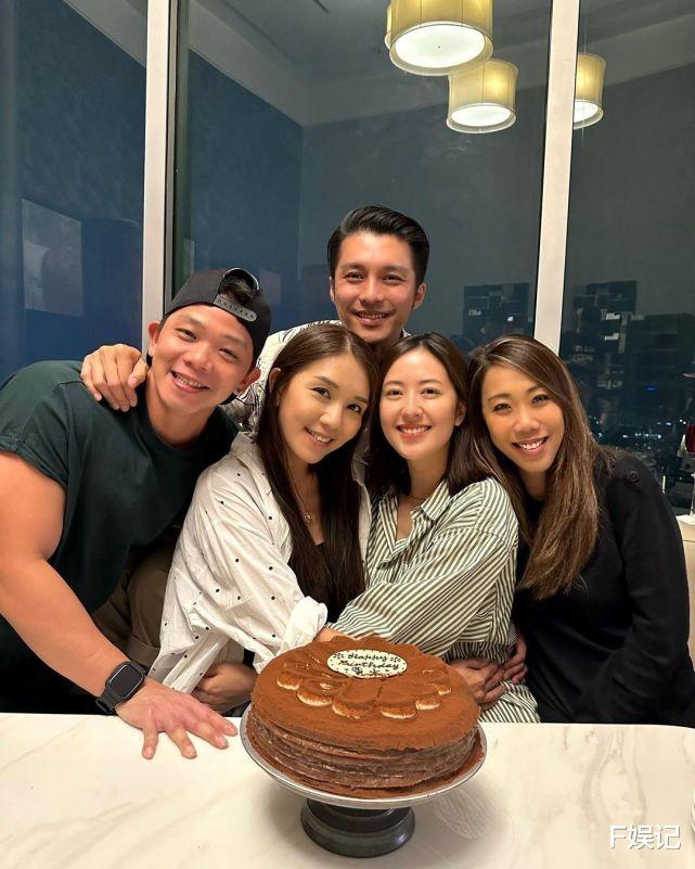 唐诗咏|黄嘉乐妻子生日获萧正楠黄翠如林子善庆祝 单身的唐诗咏成团宠